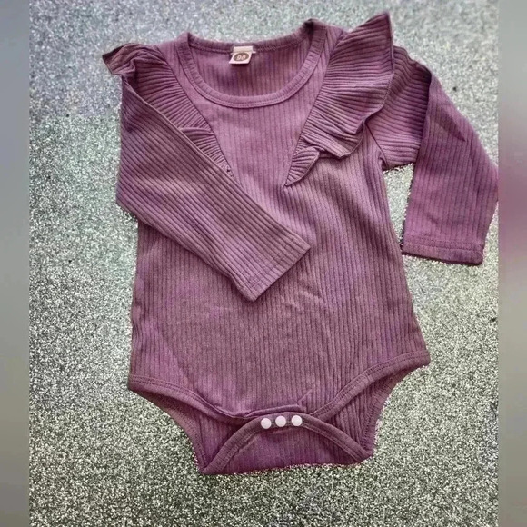 Bnwot 6 to 12 month 2  piece floral pant set - Picture 2 of 4